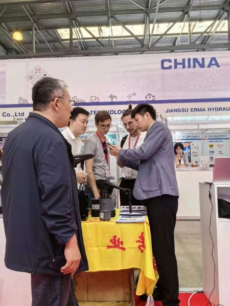 泰安同科液壓設(shè)備有限公司在俄羅斯舉辦的ctt工程機(jī)械展會中圓滿完成了參展任務(wù)